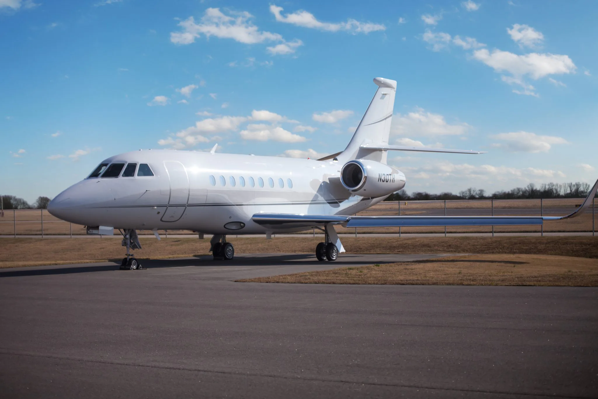 Falcon 2000LX Charter