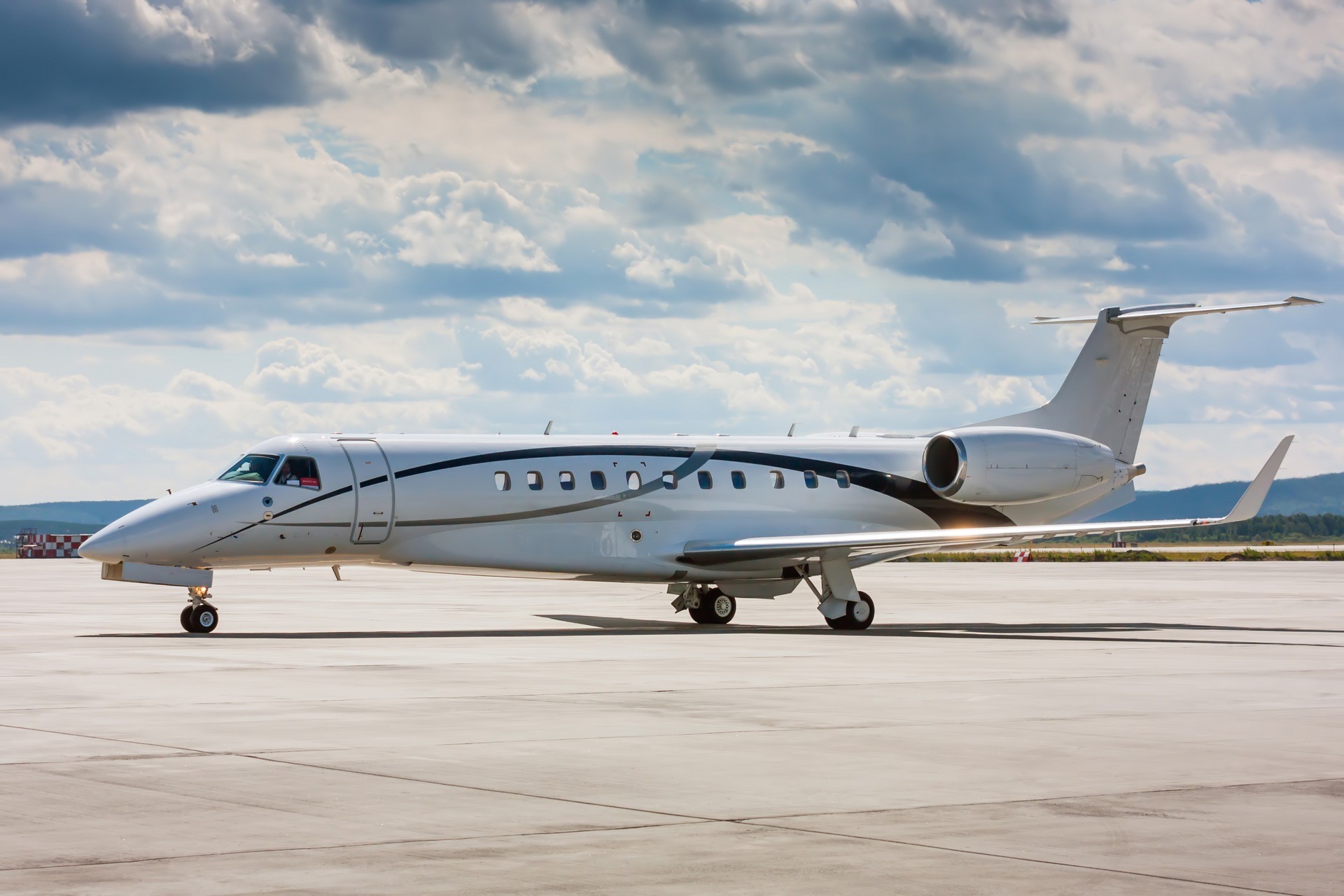 Legacy 650E Charter
